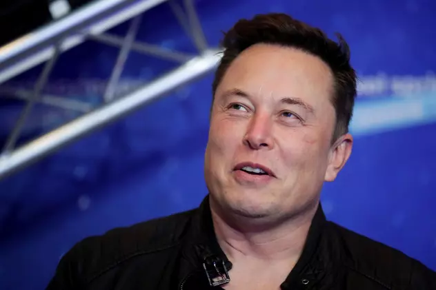 Elon Musk, acuzat de hărțuire sexuală. I-ar fi oferit un cal unei stewardese Space X, în schimbul unui masaj erotic