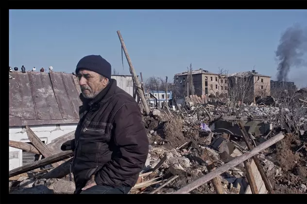 CORESPONDENȚĂ DE LA CANNES 2022: Un documentar extraordinar despre lupta pentru viață a ucrainenilor în Mariupolul acestor zile