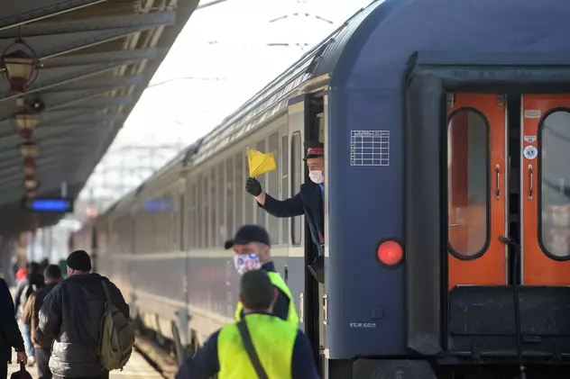 Şapte trenuri de călători au avut întârzieri de 436 de minute din cauza avariei la reţeaua naţională Enel, în vestul ţării
