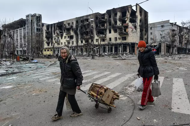 Despăgubiri otrăvite. Ca să primească bani pentru casele distruse, locuitorii din Mariupol trebuie să denunțe „atrocitățile armatei ucrainene”