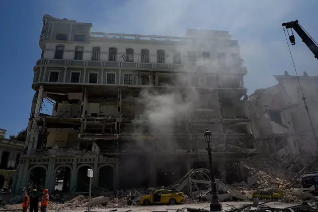 Cel mai cunoscut hotel din Havana, distrus de o explozie. Bilanțul victimelor: 22 de morți și 60 de răniți
