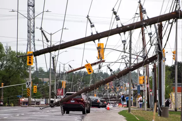 VIDEO. Furtuni violente în Canada. Cel puțin patru persoane au murit, iar 900.000 de locuințe au rămas fără curent electric