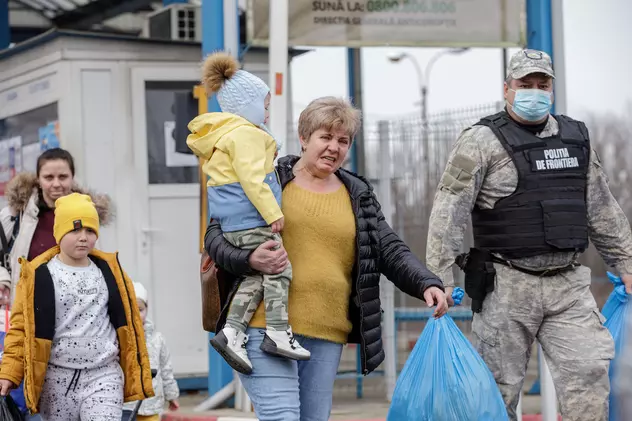 Aproape 12.000 de refugiați ucraineni au intrat în România în ultimele 24 de ore, în creştere cu 20% faţă de ziua precedentă