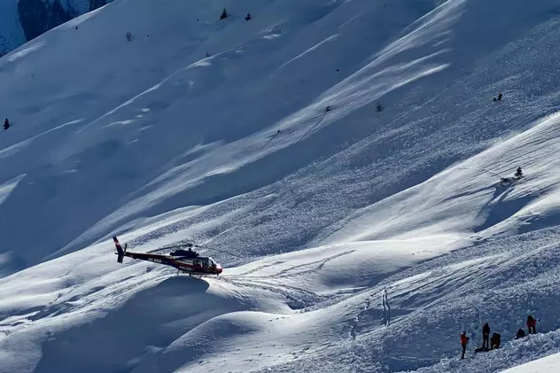 Doi morți și nouă răniți în urma unei căderi de gheață în Alpii Elvețieni