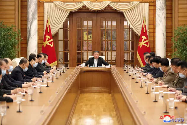Coreea de Nord anunță primele decese COVID, la o zi după ce a confirmat primele cazuri. 187.000 de persoane sunt izolate