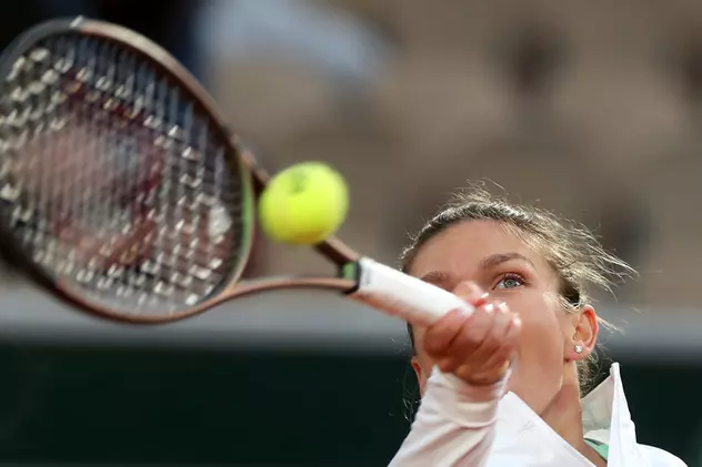 Simona Halep s-a calificat în turul II la Roland Garros. Cine este următoarea adversară a româncei