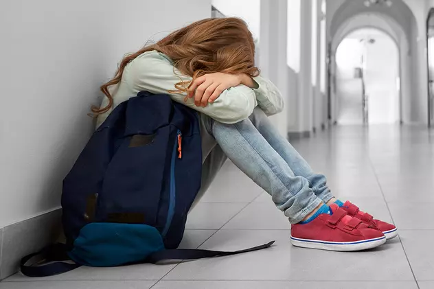 Consilier școlar, despre adolescenții care au avut tentative de suicid: „O fată spunea că a fugit de acasă de trei ori și nimeni nu a observat”