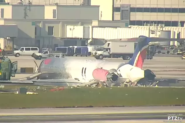 Un avion cu peste 100 de pasageri la bord a luat foc la aterizare, pe aeroportul din Miami