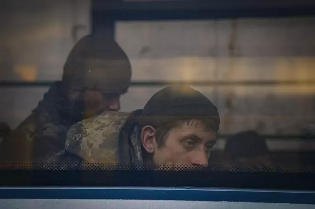 Ucraina anunță ”cel mai mare schimb de prizonieri” cu Rusia: 144 de soldaţi, dintre care 95 de apărători de la Azovstal