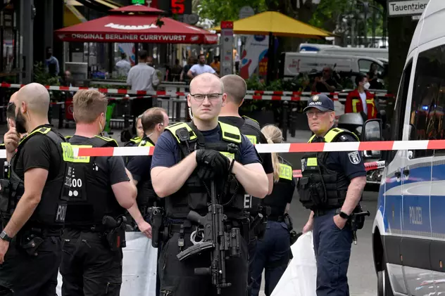 Autorul tragediei de la Berlin a intrat intenționat cu mașina în mulțime, spune primarul. Ce au găsit anchetatorii în autovehicul