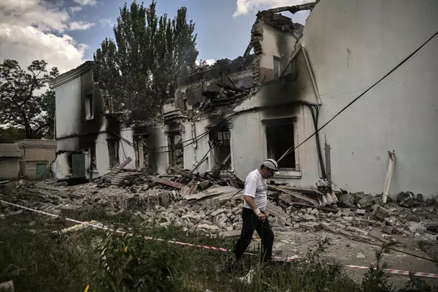 „Zelenski v-a trădat!”. Pe frontul din Donbas, unii ucraineni nu sunt doar victimele bombelor, ci și ale propagandei Rusiei