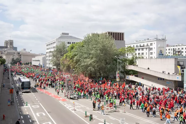 Protest de amploare în Belgia. Zeci de mii de oameni au manifestat față de creșterea prețurilor