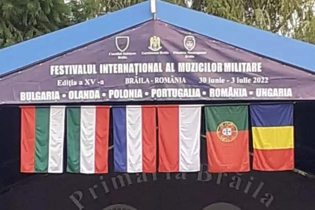 GAFĂ. Steagul României, în dreptul Ungariei, la Brăila: au încurcat drapelele tuturor țărilor la un festival al muzicii militare
