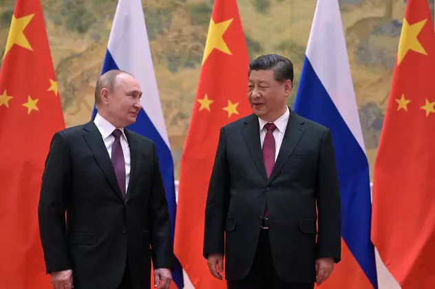 Jocul dublu al Chinei irită Rusia: după ce a promis sprijin necondiționat, Beijingul se împiedică în sancțiunile occidentale