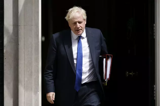 Boris Johnson, împotriva tuturor. Premierul britanic nu demisionează, în ciuda celor peste 40 de dezertări din guvern