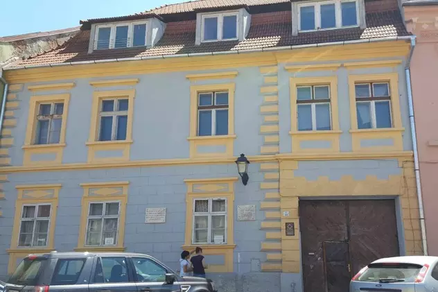 Casa poetului Andrei Mureşanu, autorul imnului „Deşteaptă-te, române!”, scoasă la vânzare. Cu cât se vinde imobilul