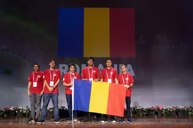 Elevii români s-au clasat pe locul 5 în lume la Olimpiada Internațională de Matematică. „Cea mai bună performanță din ultimii 23 de ani”