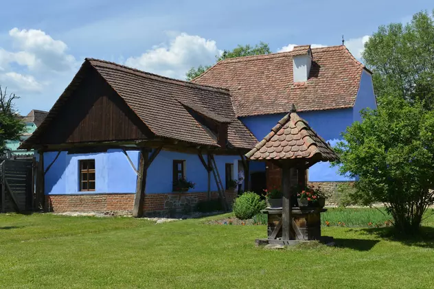 Casa prințului Charles din Viscri poate fi vizitată de turiștii care ajung în sat