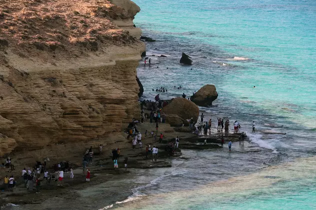 Egiptul închide plajele de la Marea Roșie, după ce o femeie care înota a fost ucisă de un rechin