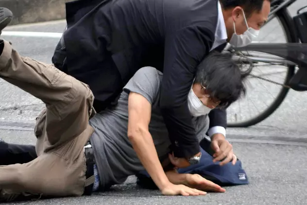 În fața polițiștilor, Tetsuya Yamagami a povestit cum voia inițial să-l omoare pe Shinzo Abe: Acolo urma să se petreacă totul