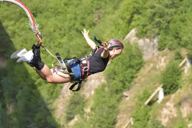 Unde poţi face bungee jumping în România