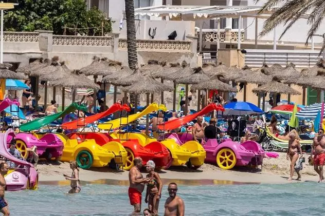 Salvamarii din Palma de Mallorca intră în grevă, plajele de pe insulă ar putea fi închise: „Cum să trăim din salariul ăsta?”