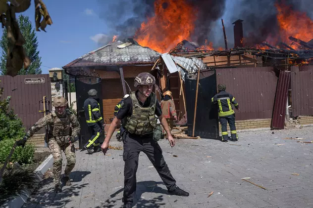 Amnesty International spune că tacticile de luptă ale ucrainenilor pun civilii în pericol: „Baze militare în zone rezidențiale, inclusiv școli și spitale”
