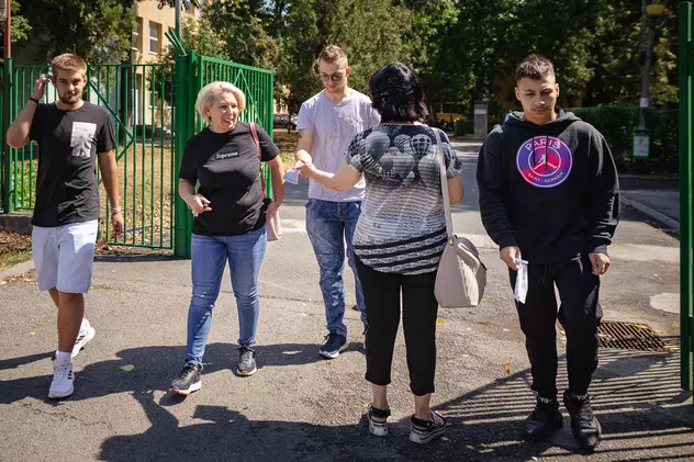 Ce au făcut cei 35.000 de absolvenți care au dat marți Bac-ul „de toamnă” la limba română
