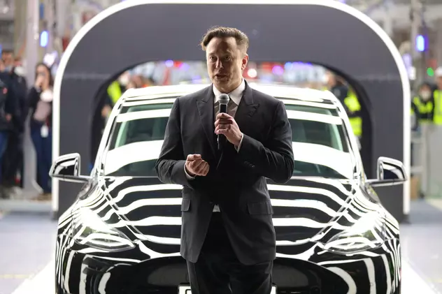 Tatăl lui Elon Musk, dezvăluiri despre fiul miliardar: „Nu sunt mândru de el. Este frustrat de progres”