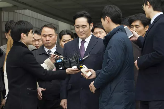Moştenitorul imperiului Samsung a primit grațierea prezidențială pentru a ajuta la depăşirea crizei economice din Coreea de Sud