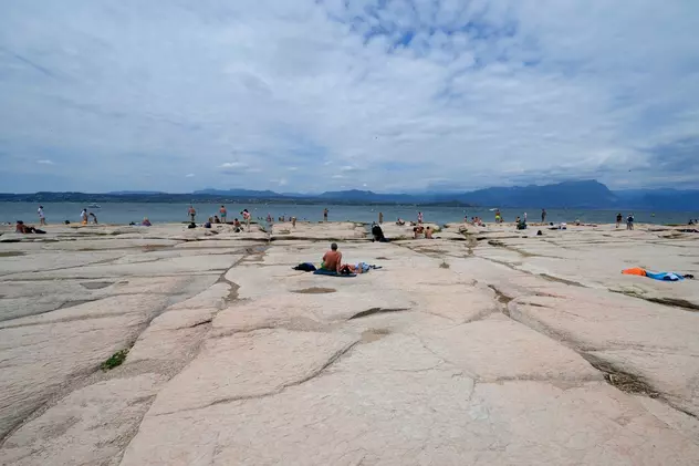 Cel mai mare lac din Italia dispare din cauza secetei. „Nu mai e apă, doar pietre”