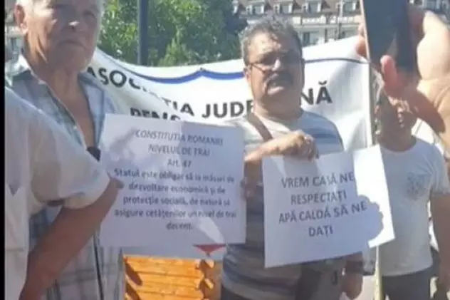 Protest la Ploiești, după ce apa caldă a fost oprită pentru o lună în aproape tot orașul