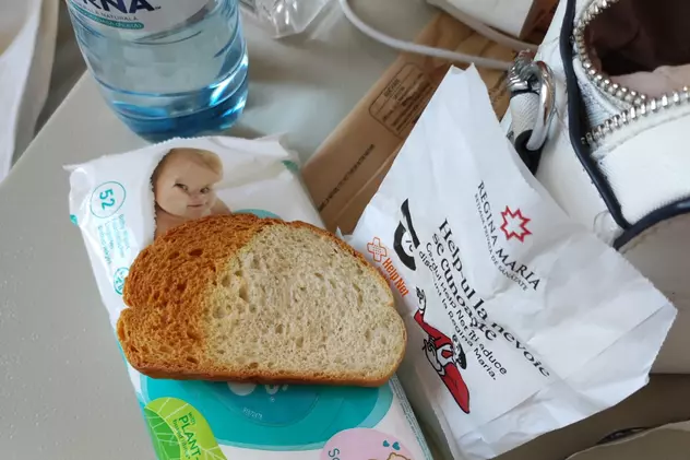Mamă internată cu fetița la Spitalul Județean Constanța: „Micul dejun, o felie de pâine prăjită. Fața de pernă, un fel de mușama. Stativul de perfuzie, legat cu mănușa chirurgicală”