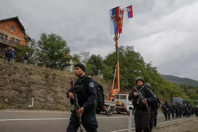 Poliția din Kosovo anunță că o patrulă a fost atacată în nord, la granița cu Serbia. „Au fost cel puţin zece împuşcături”