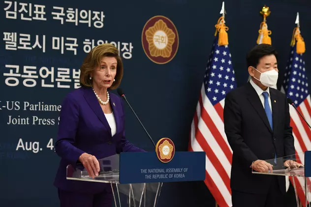 Nancy Pelosi promite sprijin pentru denuclearizarea Coreei de Nord, în cadrul vizitei oficiale la Seul
