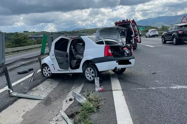 Accident mortal pe autostradă, în Sibiu. Un bucureștean a intrat în parapetul care desparte sensul de circulație