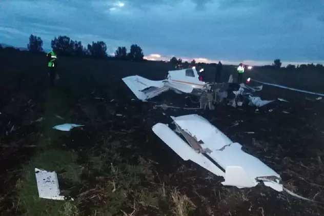 Primele imagini cu avionul prăbușit în care a murit Bogdan Constantin Adomniței. Avea aeronava de o săptămână și învăța să o piloteze