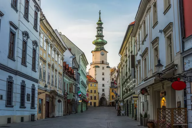 Ce să vizitezi în Bratislava? Locuri de vizitat și obiective turistice în Bratislava 2022