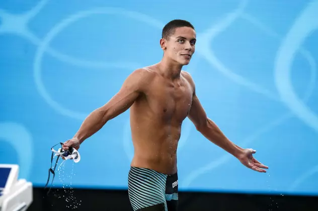 România a cucerit deja cinci medalii la Mondialele de natație pentru juniori din Peru. David Popovici înoată azi în seriile de la 100 metri liber