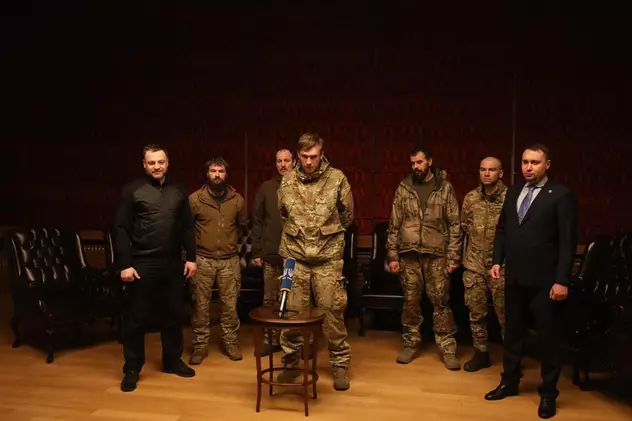 Comandanții Azov eliberați nu revin în Ucraina până la sfârșitul războiului, conform acordului. Unde se află