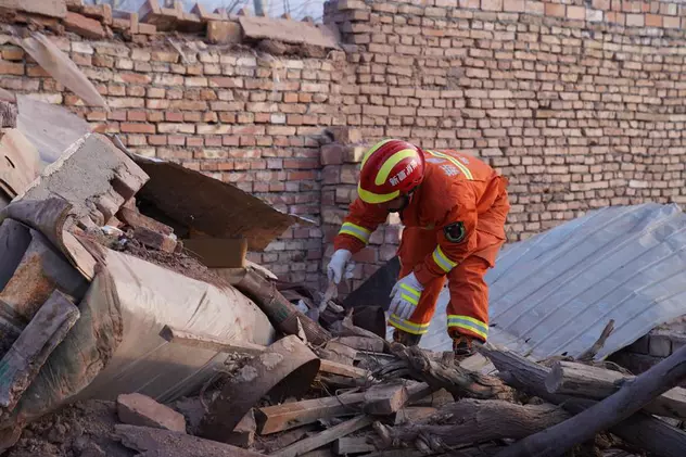 Cutremur de 6,8 grade în provincia chineză Sichuan. Cel puțin 21 de oameni au murit