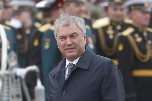 Șeful Dumei de Stat îi cheamă pe deputații ruși să meargă la războiul din Ucraina. „Nu există protecţie pentru deputaţi”