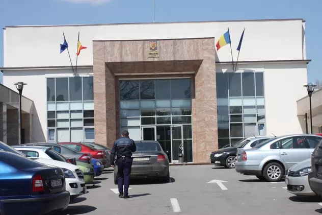 Şeful Curţii de Apel Craiova, salariu de peste 9.000 de euro
