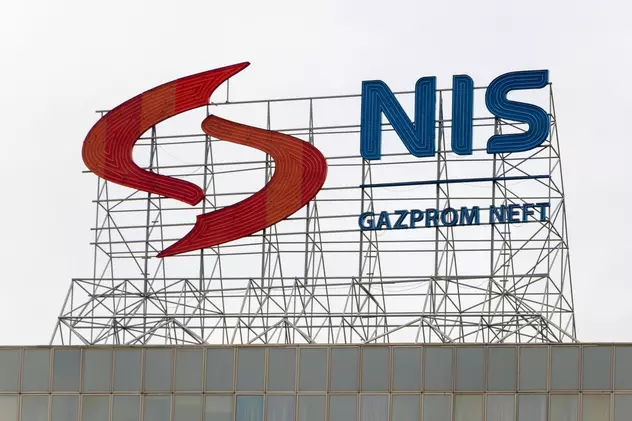 Percheziții la NIS Petrol, companie controlată de Gazprom. Surse: dosar pentru transmitere de informații privind zăcămintele de țiței din România