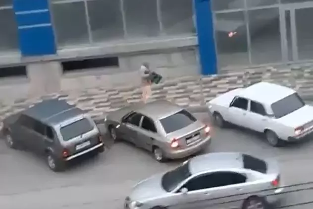 Atac armat la un centru comercial din Rusia. Patru oameni au murit
