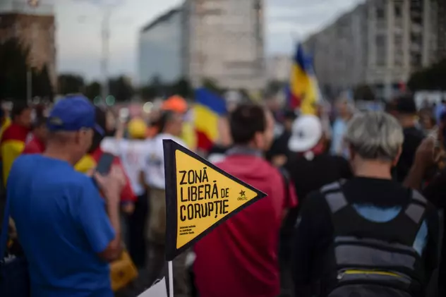 SONDAJ. Mulți români nu vor să-și riște viața pentru patrie: „Nu merg la război ca să apăr averile corupților și ale șmecherilor care fug din țară”