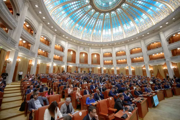 Parlamentul, convocat pentru a vota revocarea lui Niculae Bădălău de la Curtea de Conturi, după ce a fost arestat preventiv