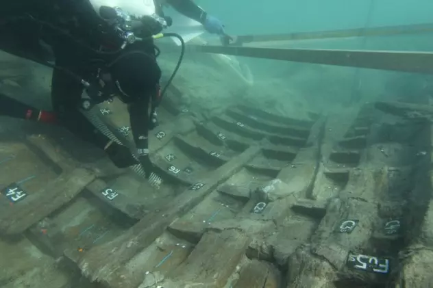 Ambarcațiune romană veche de două milenii, descoperită de arheologii subacvatici în largul coastelor Croației
