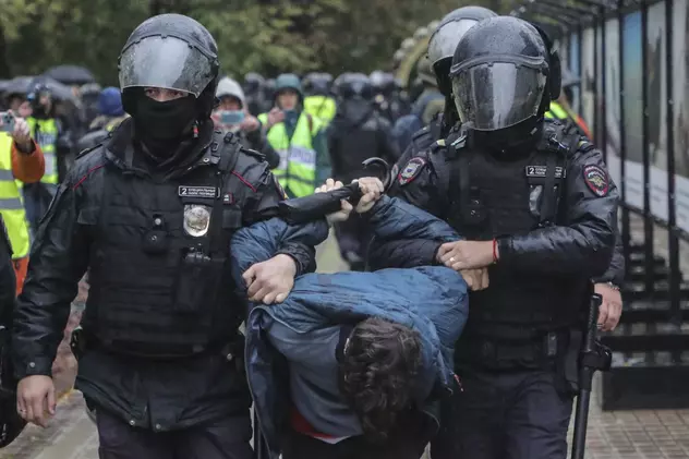 Protestele, interzise prin lege în mai multe locuri publice, în Rusia