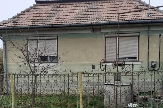 O casă de vânzare, cu teren, într-un sat din Cluj a stârnit reacții acide: „Vor doar să o facă de râs”